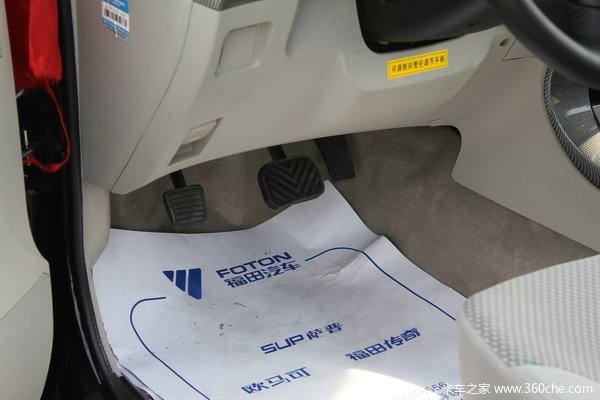 2012款福田 征服者 2.2L柴油 四驱 双排皮卡驾驶室图（5/34）