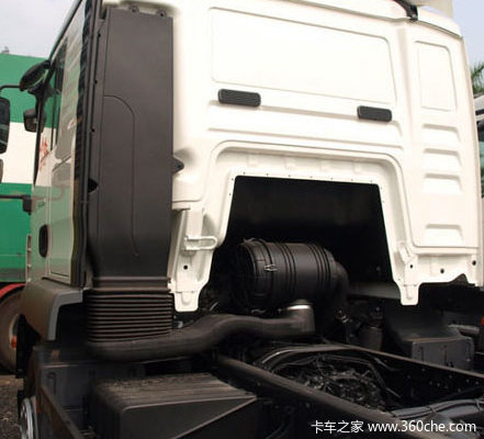 曼(MAN) TGM系列重卡 290马力 4X2 载货车(环保五型)(型号18.290)底盘图（2/4）