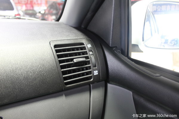 2012款黄海 大柴神 至尊版 豪华型 3.2L柴油 双排皮卡驾驶室图（50/55）