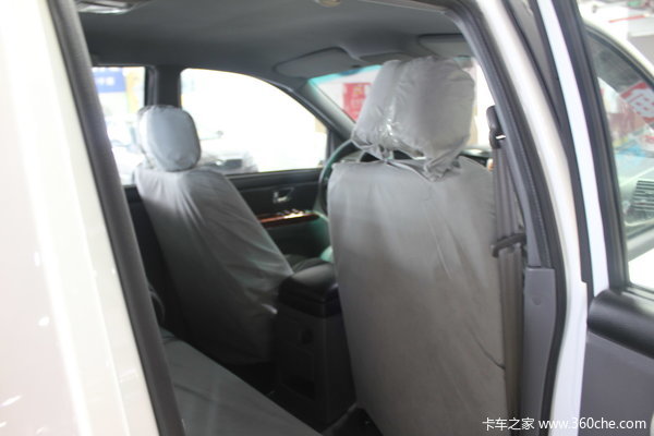 2012款黄海 大柴神 至尊版 豪华型 3.2L柴油 双排皮卡驾驶室图（46/55）