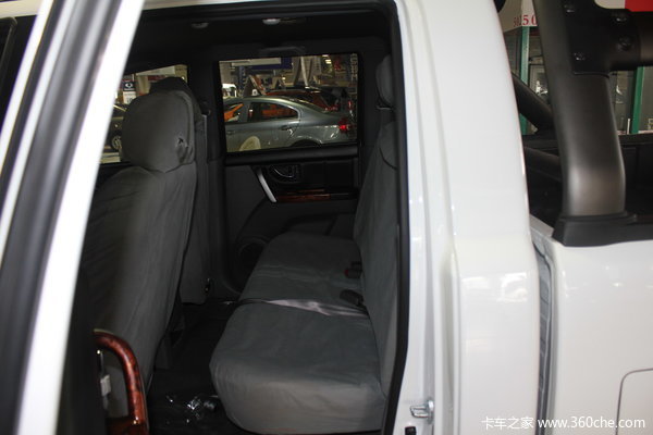 2012款黄海 大柴神 至尊版 豪华型 3.2L柴油 双排皮卡驾驶室图（42/55）