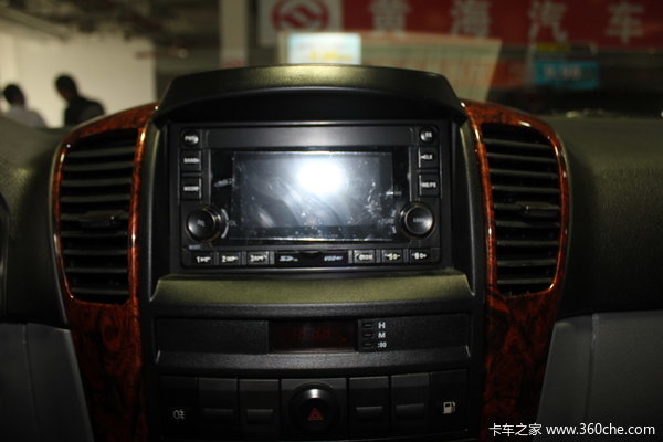 2012款黄海 大柴神 至尊版 豪华型 3.2L柴油 双排皮卡驾驶室图（26/55）