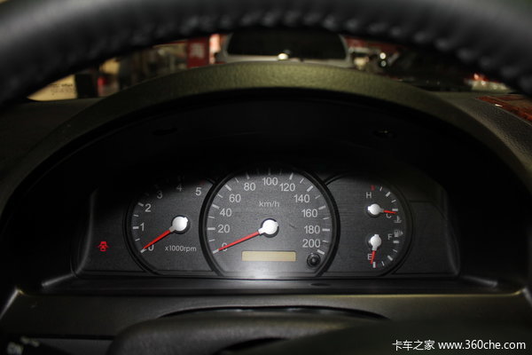 2012款黄海 大柴神 至尊版 豪华型 3.2L柴油 双排皮卡驾驶室图（19/55）
