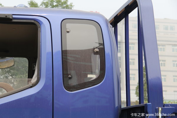 福田 奥铃CTX中卡 154马力 4X2 载货车(BJ1151VKPEFG-S)外观图（25/33）