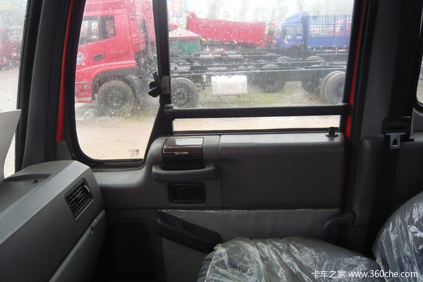 徐工 瑞龙重卡 290马力 6X4 自卸车(NXG3251D3AZC)驾驶室图（10/11）