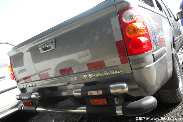 2012款福田 萨普Z 征服者 标准型 2.2L汽油 双排皮卡外观图（14/15）
