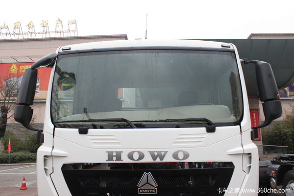 中国重汽 HOWO T5G重卡 210马力 4X2 载货车(底盘)(ZZ1167H451GD2/H6B7M)外观图（8/20）