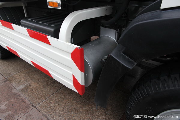 中国重汽 HOWO T5G系重卡 340马力 6X4 自卸车(ZZ3257N364GC2)底盘图（9/17）