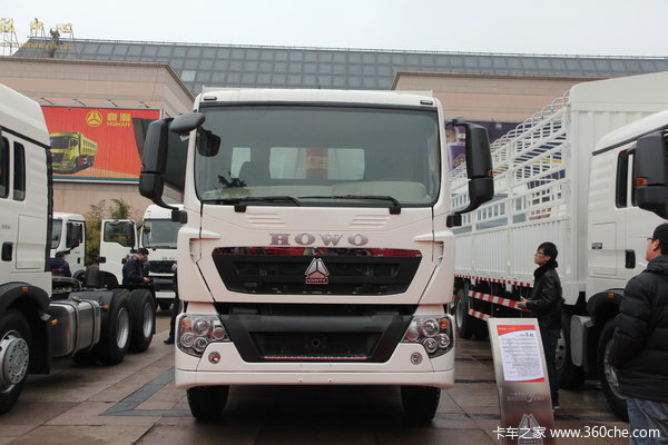 中国重汽 HOWO T5G系重卡 340马力 6X4 自卸车(ZZ3257N364GC2)外观图