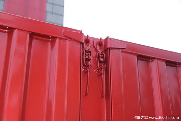 中国重汽 豪瀚J7B 300马力 8X4 栏板载货车(ZZ1315M4666C1)底盘图（2/11）