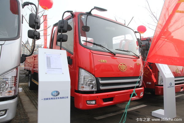 青岛解放 虎V 120马力 4X2 5.17米单排栏板载货车(CA1083P40K2L2EA84)外观图