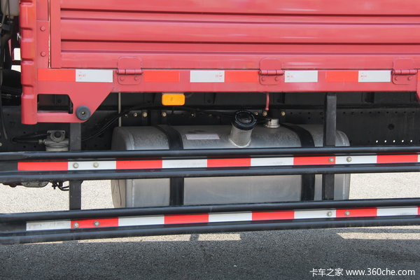 福田 奥铃CTX中卡 154马力 4X2 栏板载货车(BJ1139VJPEK-FB)上装图（3/19）