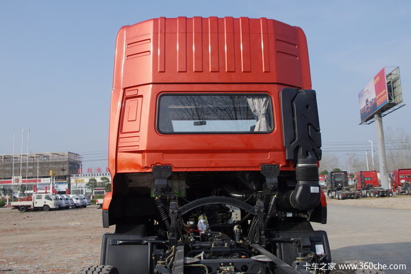 东风 天龙重卡 290马力 8X4 栏板载货车(DFL1311A3)底盘图（2/38）