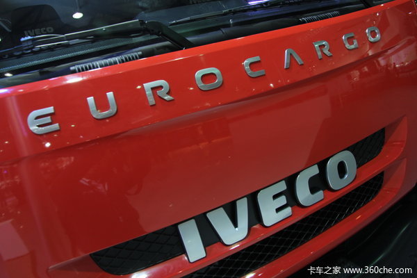 依维柯 Eurocargo系列重卡 251马力 双排消防车底盘(ML120E25D)外观图（17/19）