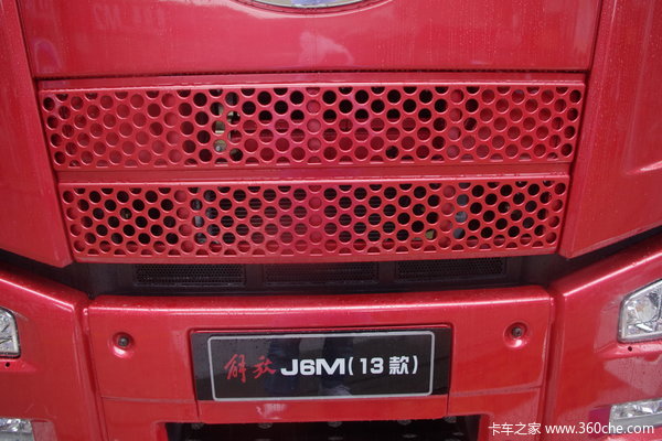 2013款 解放 J6M重卡 280马力 8X4 自卸车(CA3310P63K2L2T4E4)外观图（12/15）