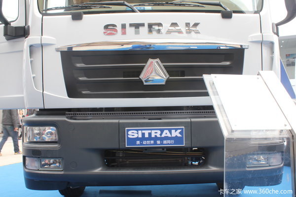 中国重汽 SITRAK C5H重卡 180马力 4X2 载货车底盘(ZZ1166G451GD1)外观图（13/18）