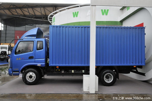 奥驰 D3系列 154马力 4X2 4.8米排半厢式载货车(FD5063XXYP63K4-54)外观图（5/16）