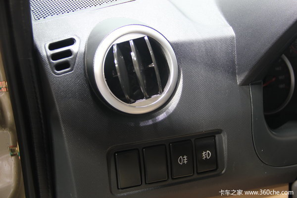 2013款东风小康 V29 豪华型 100马力 1.4L微面驾驶室图（3/3）