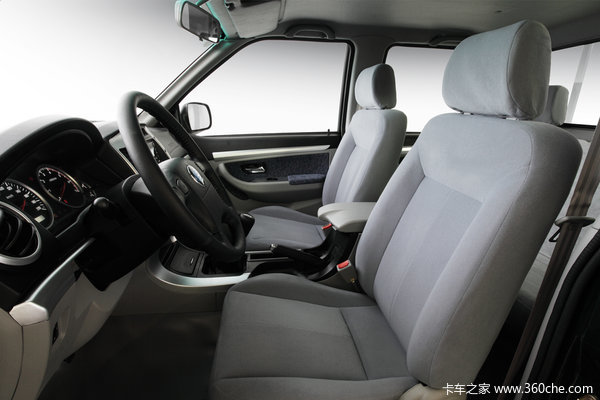 广汽吉奥 财运100系列 标准型 2.2L柴油 双排皮卡驾驶室图
