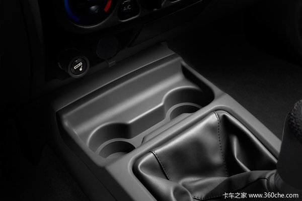广汽吉奥 财运500系列 标准型 2.8L柴油 皮卡驾驶室图（1/7）