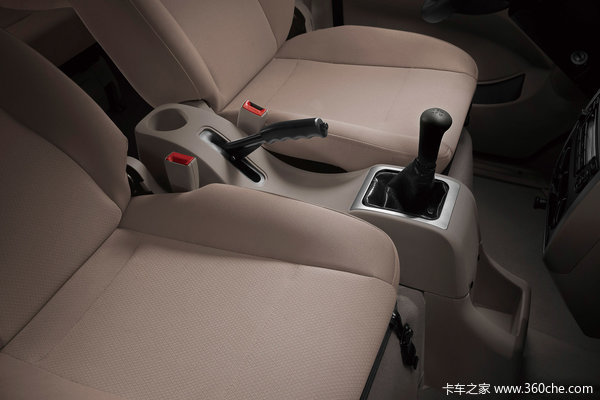 2012款广汽吉奥 星旺CL 标准型 85马力 1.2L微面驾驶室图（4/5）