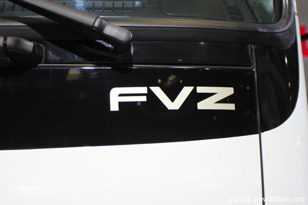 庆铃 FVZ重卡 300马力 6X4 厢式载货车(QL1250RTFZ)外观图（17/26）