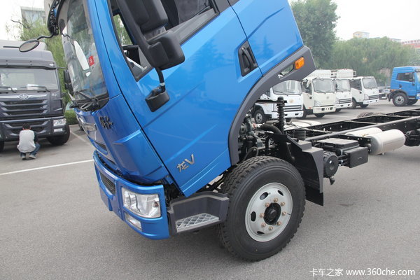 青岛解放 龙V中卡 160马力 4X2 载货车(底盘)(CA1161PK2L2EA80)底盘图（14/18）