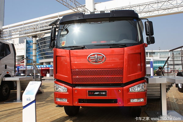 2013款解放 J6P重卡 350马力 6X4 自卸车(CA3250P66K2L1T1AE4)外观图