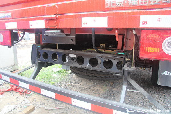 福田 欧马可3系 154马力 4X2 5.15米单排栏板载货车(BJ1059VBJEA)上装图（6/9）
