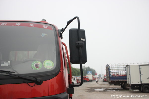 福田 欧马可5系 170马力 4X2 栏板载货车(BJ1129VHPEG-1)外观图（10/17）