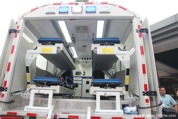 奔驰 Unimog系列 220马力 4X4 越野救护车(型号U4000)上装图（59/61）