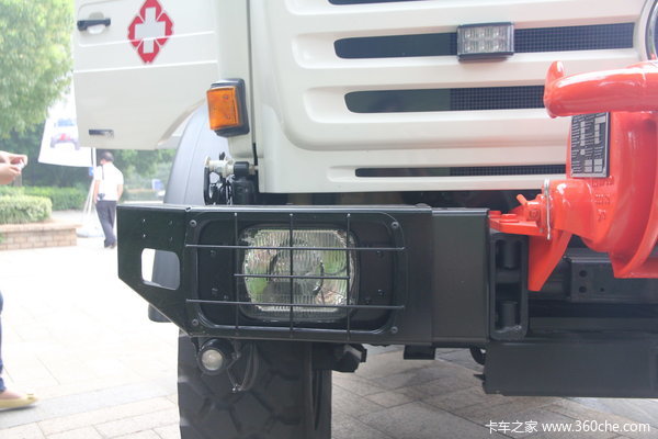 奔驰 Unimog系列 220马力 4X4 越野救护车(型号U4000)外观图（27/46）