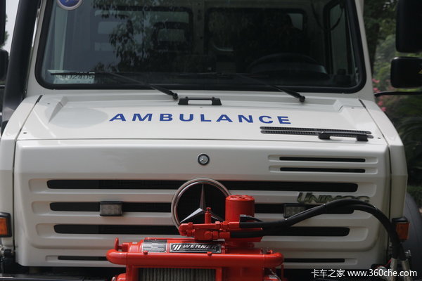 奔驰 Unimog系列 220马力 4X4 越野救护车(型号U4000)外观图（20/46）