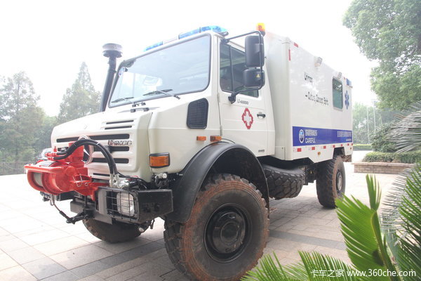 奔驰 Unimog系列 220马力 4X4 越野救护车(型号U4000)外观图（3/46）