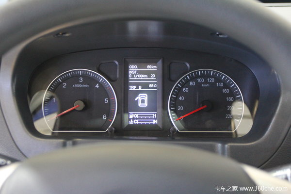 2012款福田 拓陆者 2.8L柴油 四驱 双排皮卡(BJ2037Y3MDV)驾驶室图（11/17）