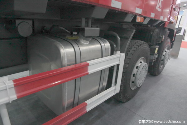 中国重汽 金王子重卡 266马力 6X2 自卸车(ZZ3251M48C1C1/L1WA)底盘图（6/16）