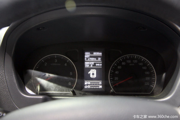 2013款福田 拓陆者S 精英版 2.8L柴油 四驱 双排皮卡驾驶室图（8/23）