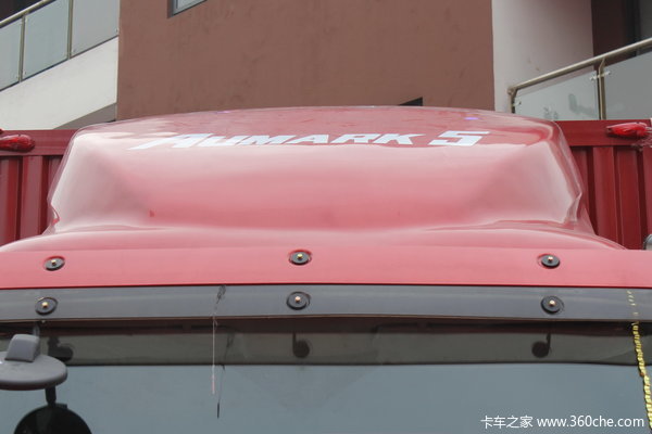 福田 欧马可5系 168马力 4X2 厢式载货车(BJ1139VJPEK-F1)外观图（11/25）