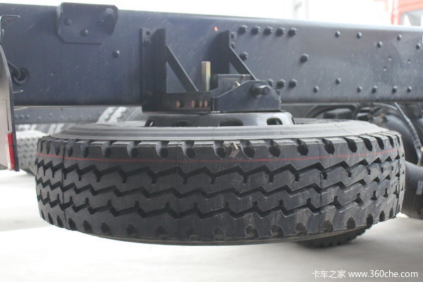 东风 天龙重卡 350马力 8X4 载货车(DFL1311A9)(底盘)底盘图（2/15）