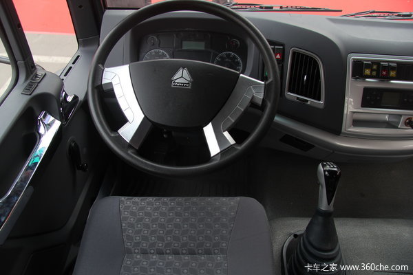 中国重汽 福泺 H5重卡 240马力 8X2 自卸车(ZZ3318KM0DK0)(底盘)驾驶室图（12/37）