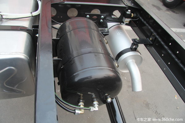 中国重汽 HOWO中卡 168马力 4X2 载货车(ZZ1107G421CD1)(底盘)底盘图（14/27）