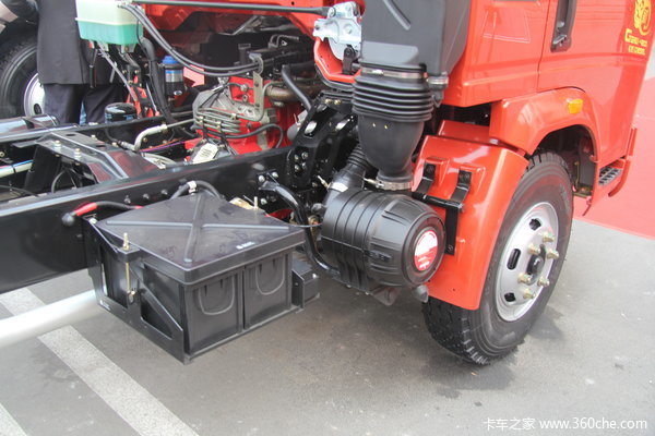 中国重汽 HOWO中卡 168马力 4X2 载货车(ZZ1107G421CD1)(底盘)底盘图