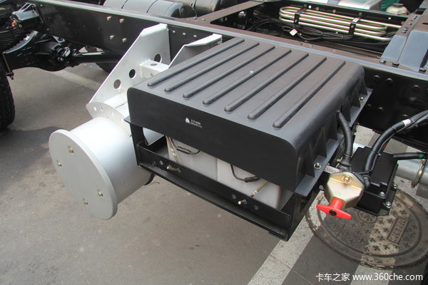 中国重汽 HOWO中卡 160马力 4X2 载货车(ZZ1127G421CD1)底盘图（27/40）