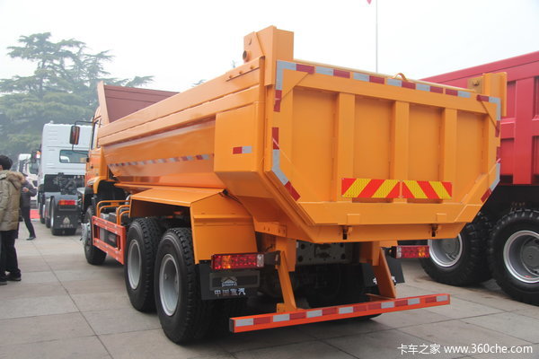 中国重汽 金王子重卡 340马力 6X4 自卸车(ZZ3251N3841D1)外观图（6/28）