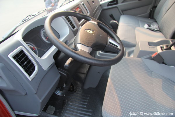 中国重汽 黄河轻卡 115马力 4X2 自卸车(ZZ3047E3514D143)驾驶室图（8/26）