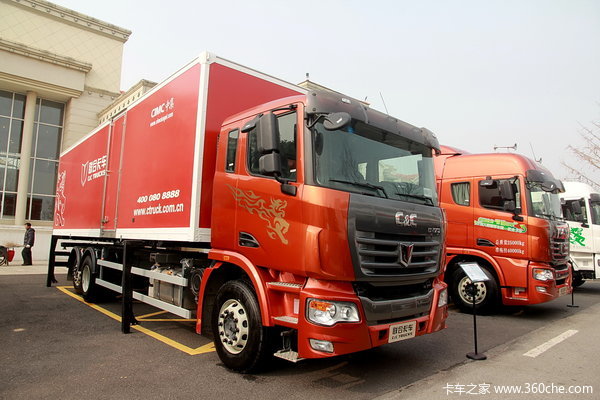 联合卡车U270 270马力 6X2 可交换箱体式载货车(SQR1251D5T2-E)外观图（9/27）