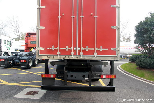 联合卡车U270 270马力 6X2 可交换箱体式载货车(SQR1251D5T2-E)底盘图（3/56）