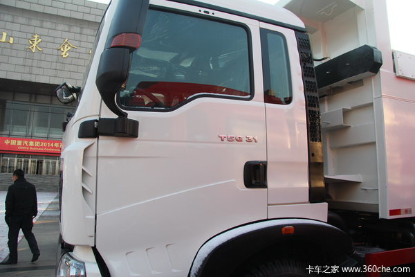 中国重汽 HOWO T5G系重卡 310马力 6X4 自卸车(ZZ3257N384GD1)外观图（7/10）
