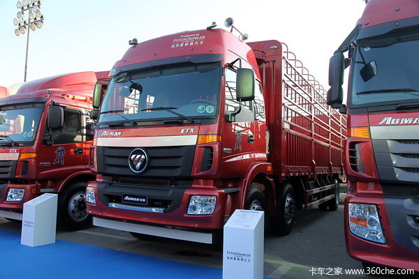 福田 欧曼ETX 5系重卡 230马力 6X2 仓栅载货车(BJ5252CCY-XB)外观图