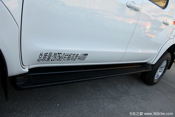 2014款福田 拓陆者S 2.8L柴油 四驱 双排皮卡外观图（33/34）